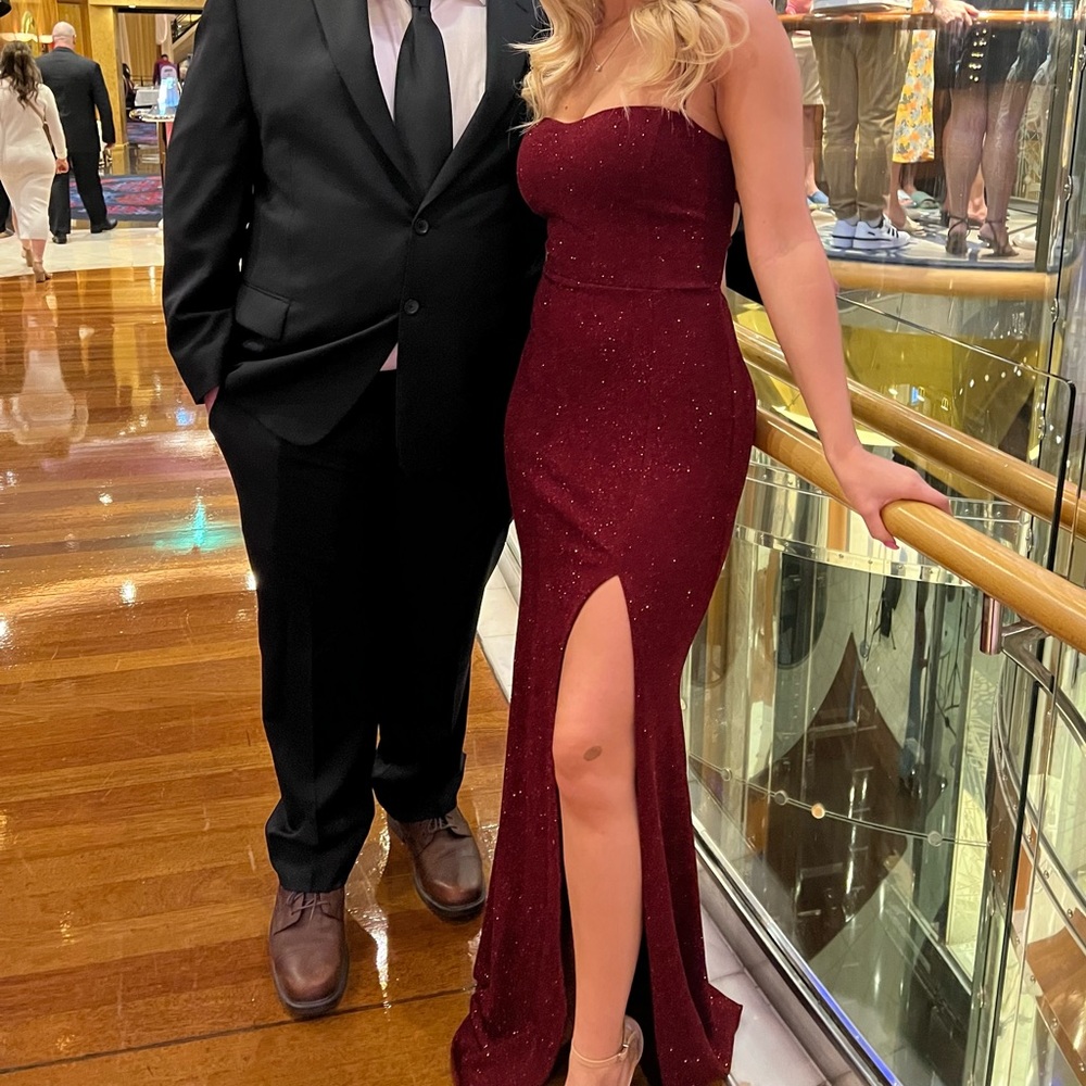 Red Prom dress